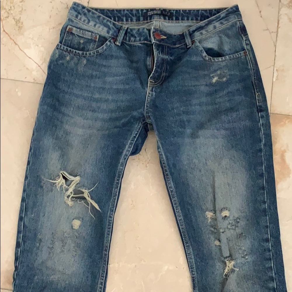 Zara Jean MOVING OUT